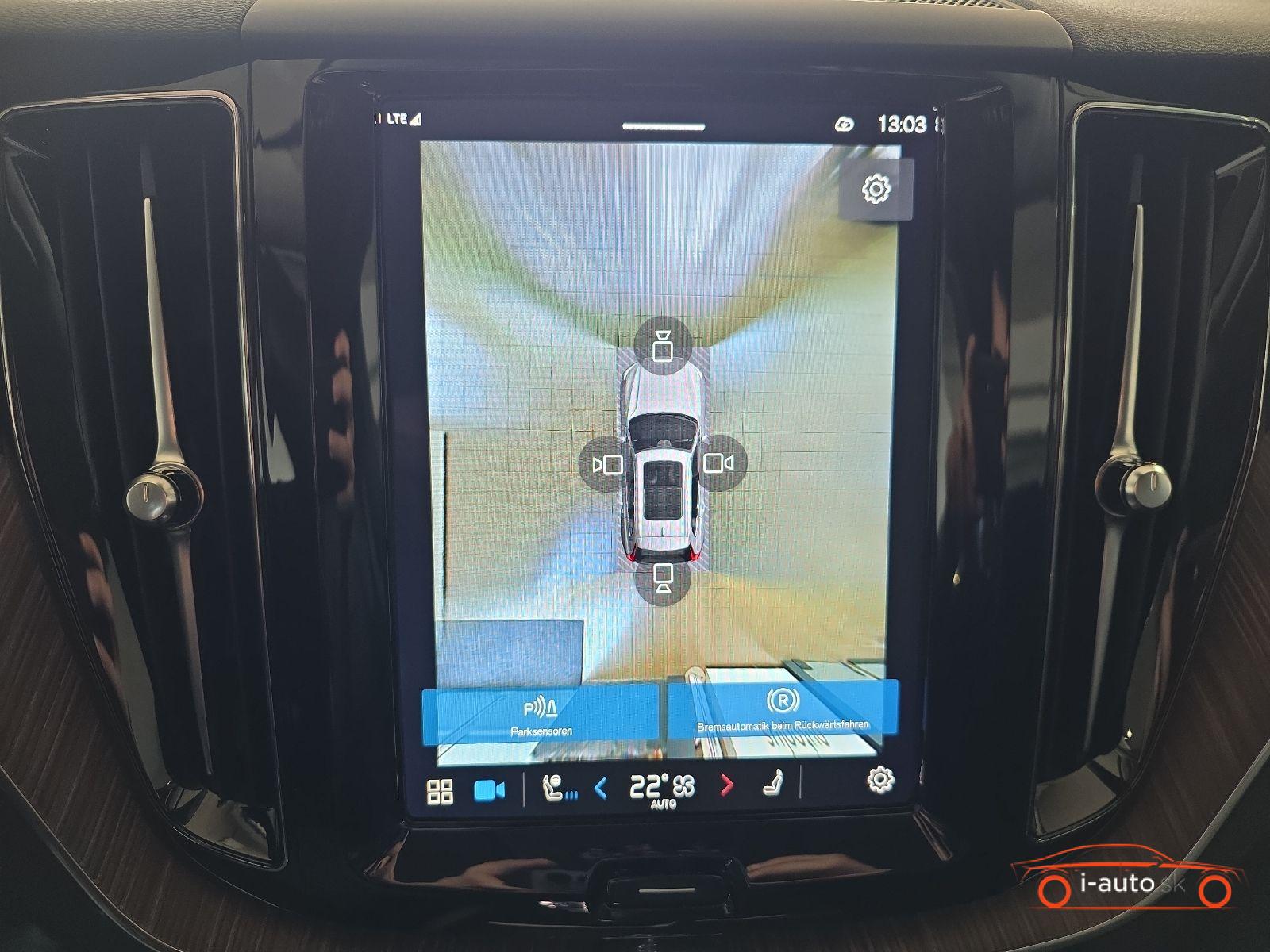 Volvo XC60 T8 Plus Bright Recharge AWD za 40330€