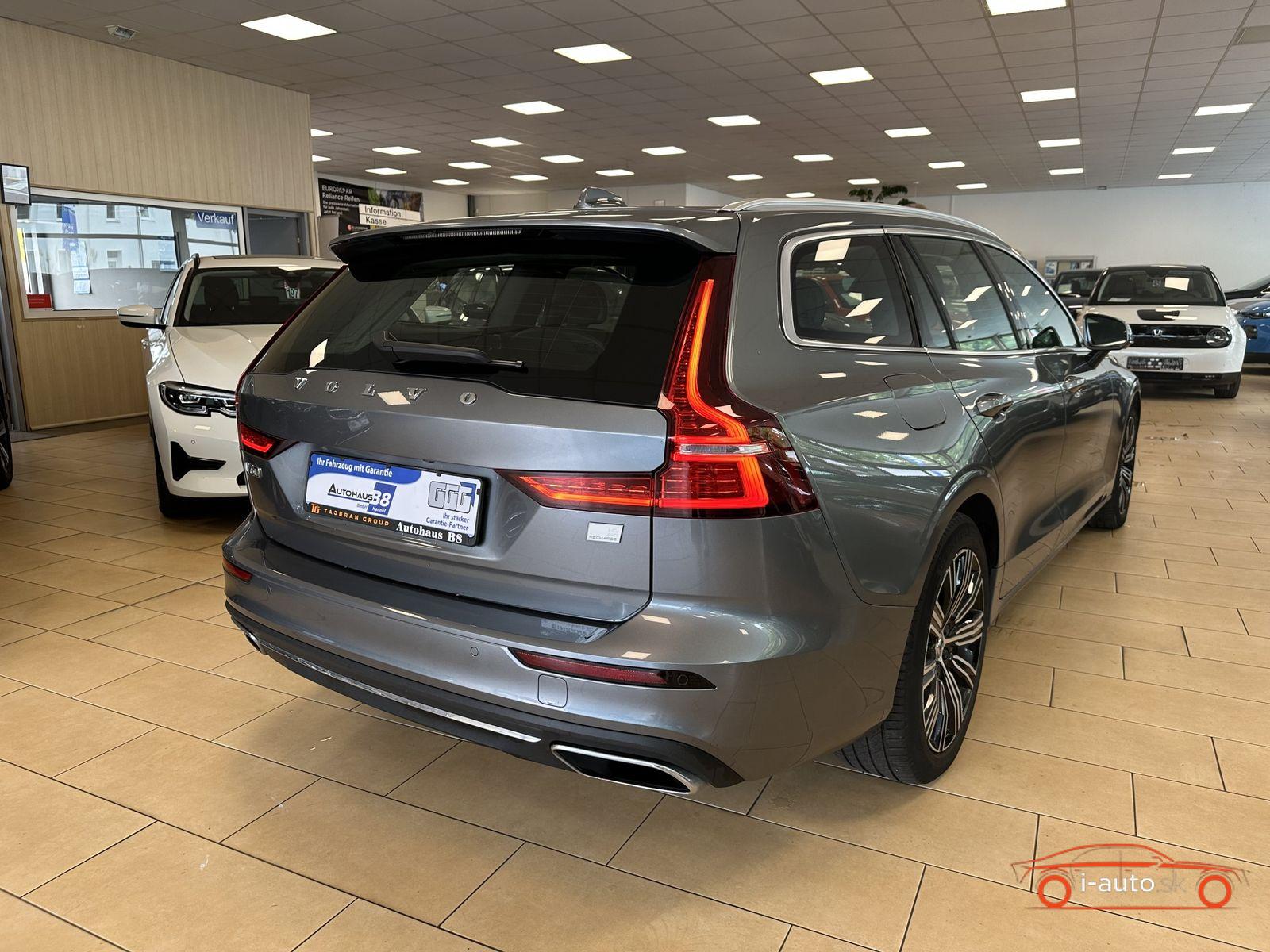Volvo V60 Inscription Plug-In AWD za 25800€