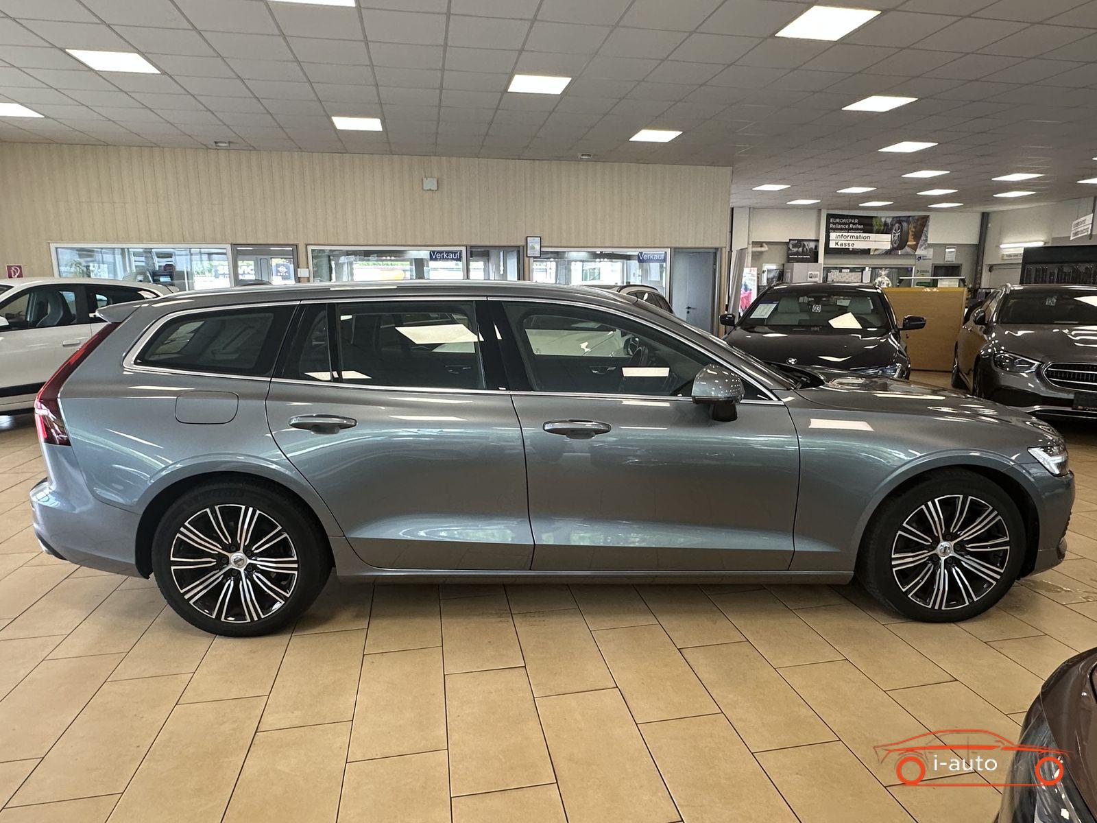 Volvo V60 Inscription Plug-In AWD za 25800€