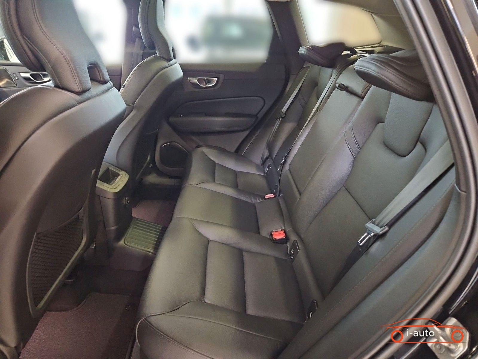 Volvo XC60 Inscription Recharge Plug-In Hybrid za 33800€