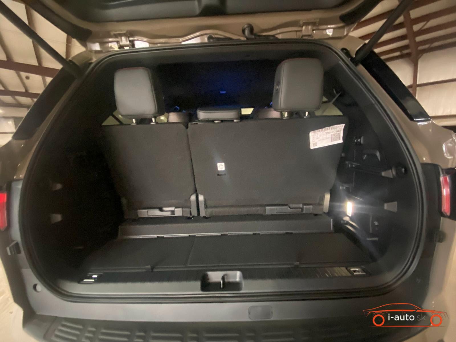 Toyota Sequoia TRD PRO V6 4WD za 147000€