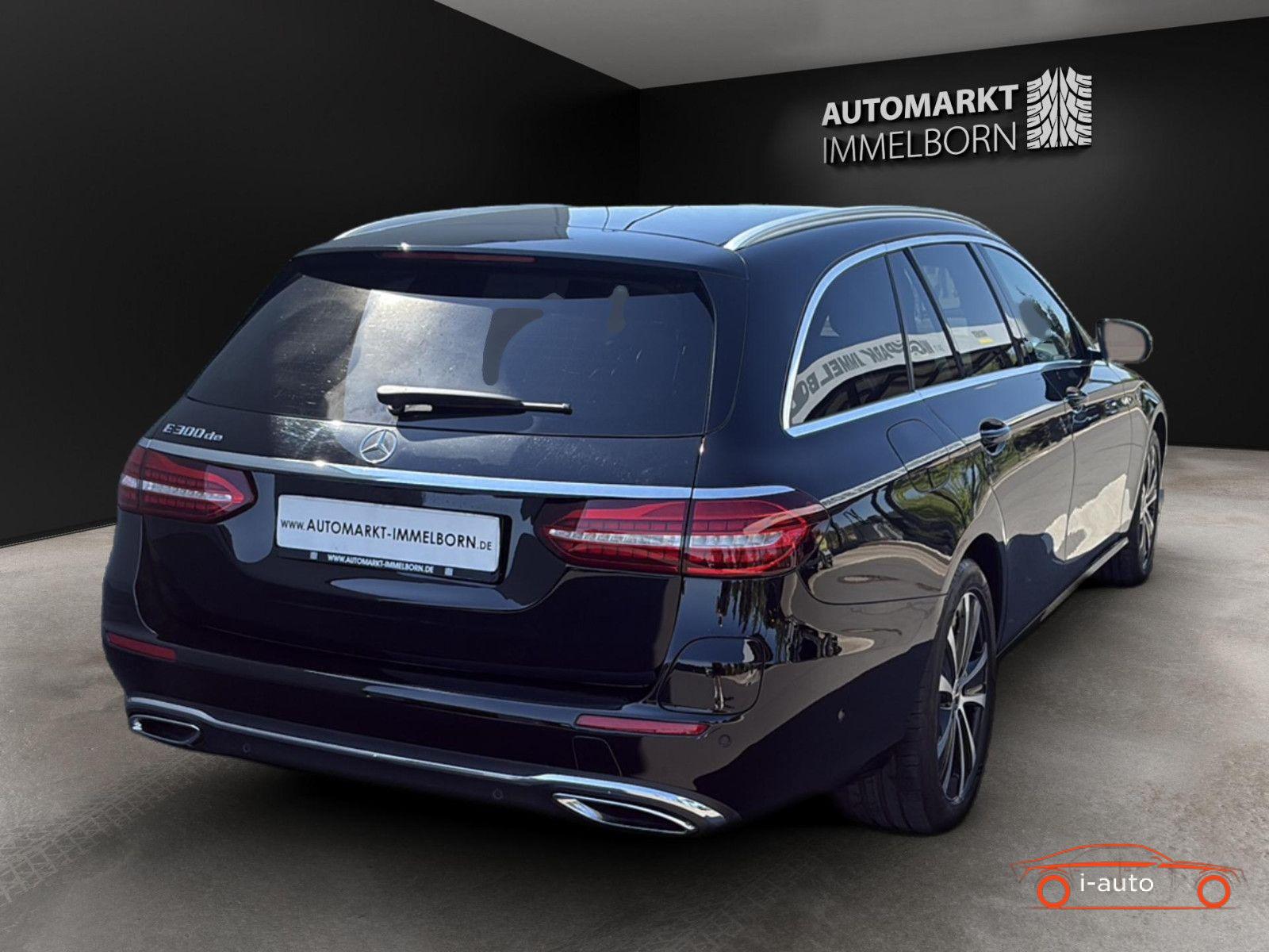 Mercedes-Benz E T 300de za 33000€