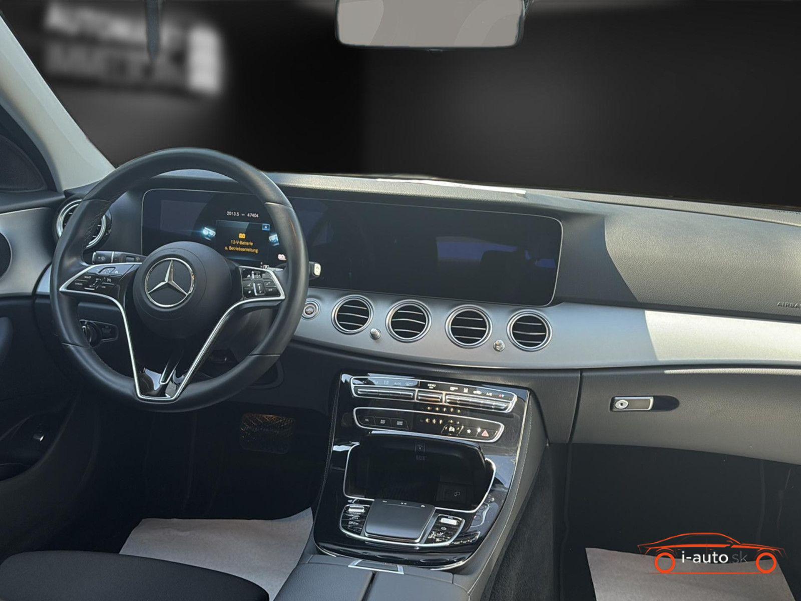Mercedes-Benz E T 300de za 33000€