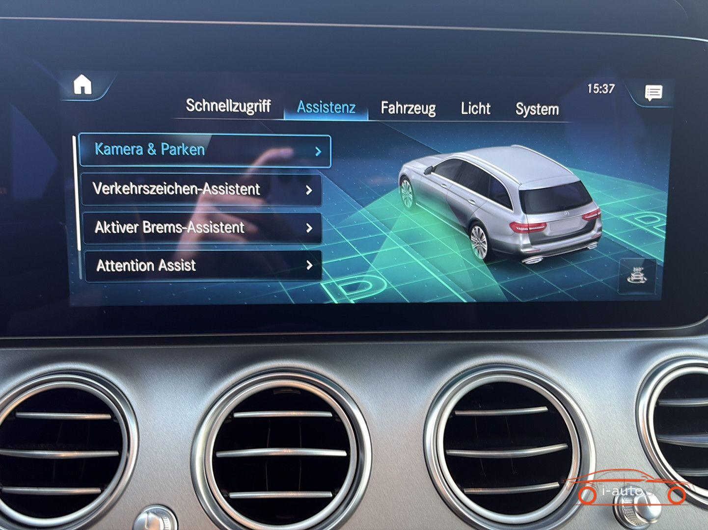 Mercedes-Benz E T 300de za 33000€