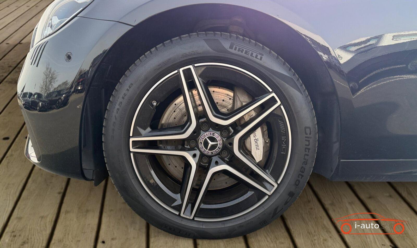 Mercedes-Benz E T 300de 4M AMG za 36750€