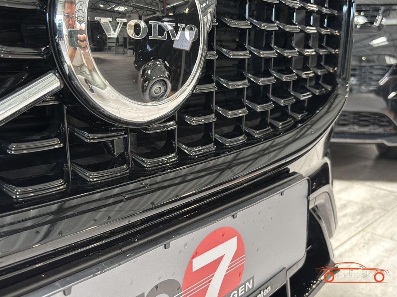 Volvo XC60 XC 60 Plus Dark AWD za 42500€