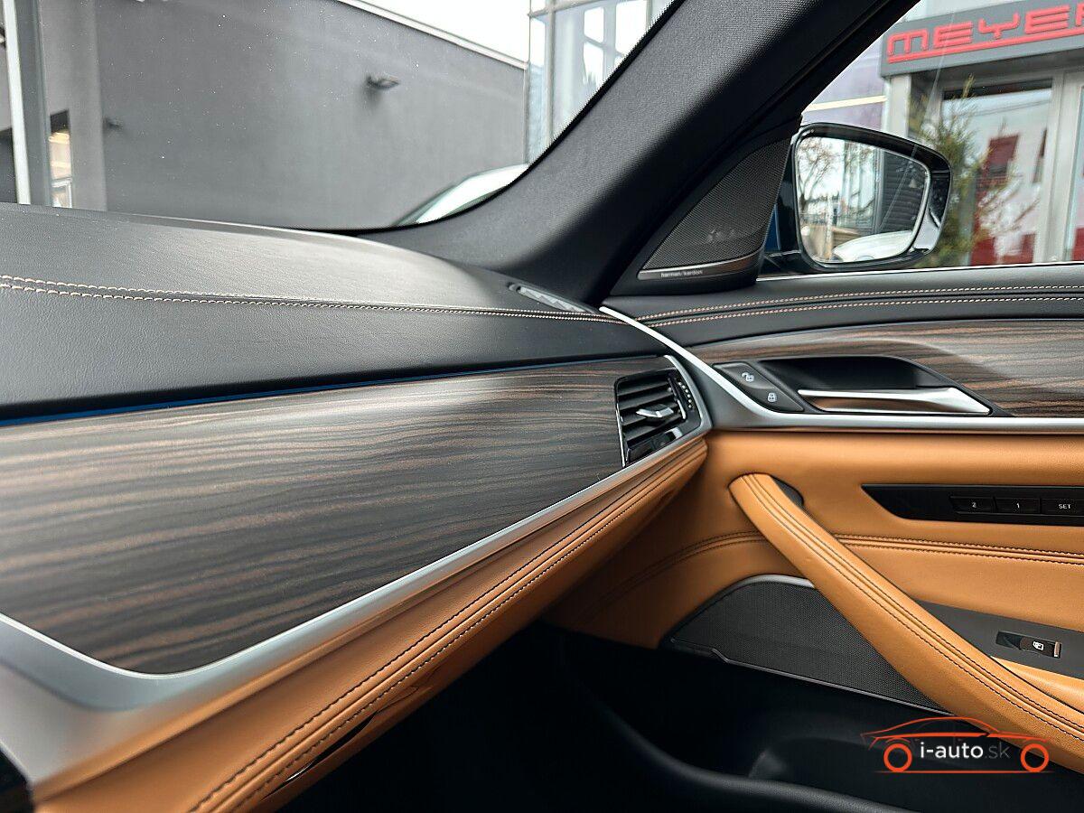 BMW 530 530 e xDrive Touring Luxury Line  za 35150€