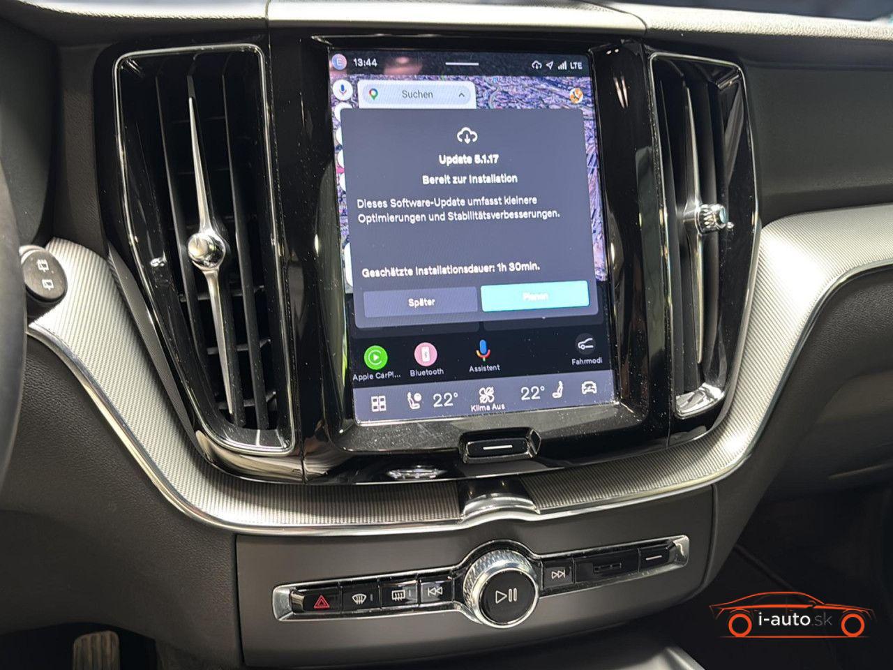 Volvo XC60 XC 60 Plus Dark AWD za 42500€