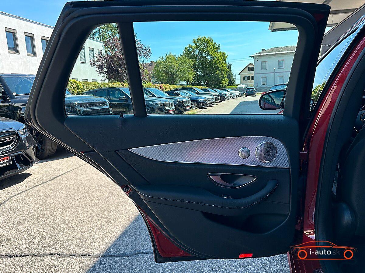 Mercedes-Benz E T 300 de PHEV T 4Matic  za 33000€