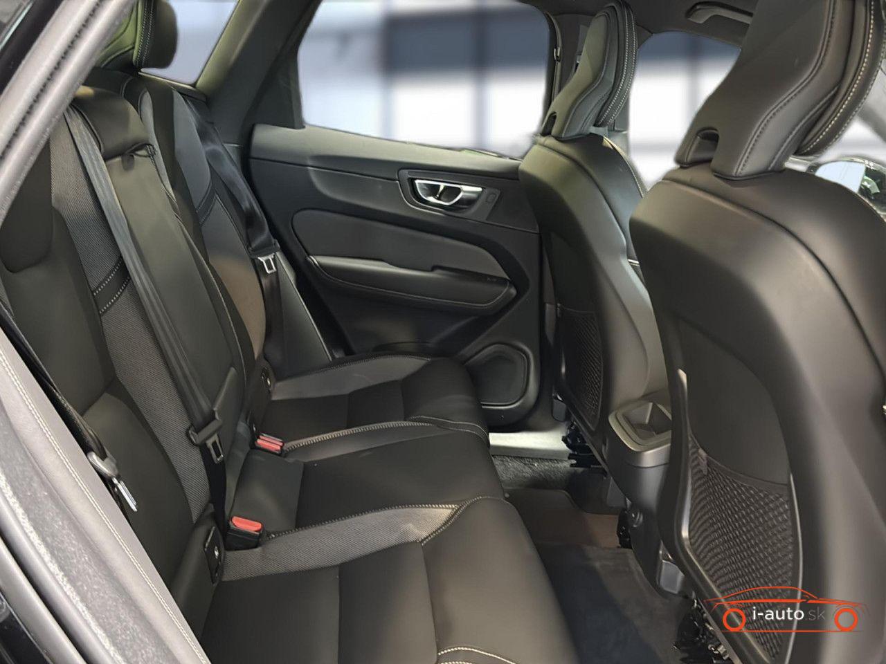Volvo XC60 XC 60 Plus Dark AWD za 42500€