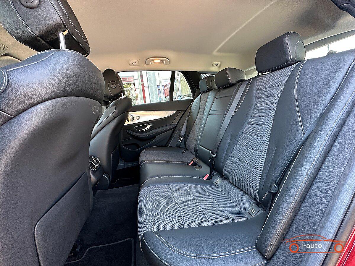 Mercedes-Benz E T 300 de PHEV T 4Matic  za 33000€