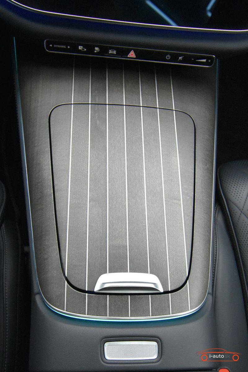 Mercedes-Benz E 400e 4Matic Exclusive za 66980€