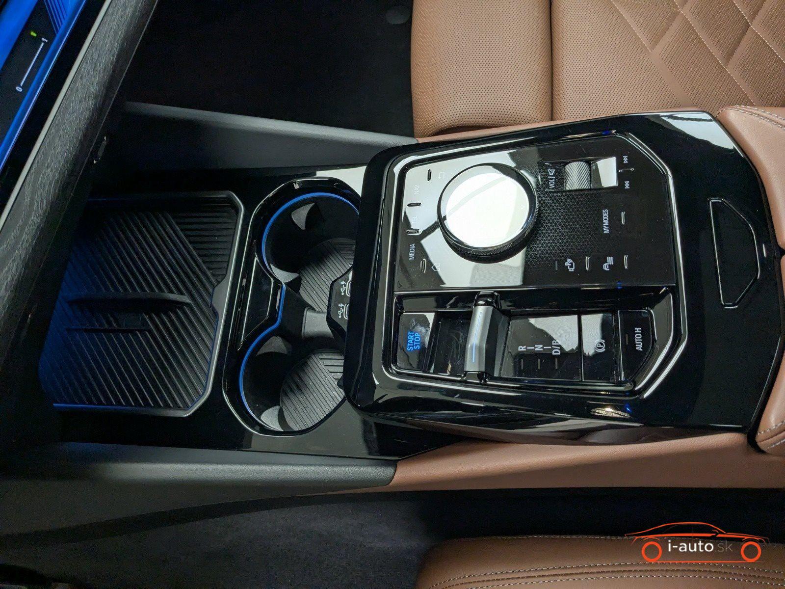 BMW i5 M60 xDrive za 70800€