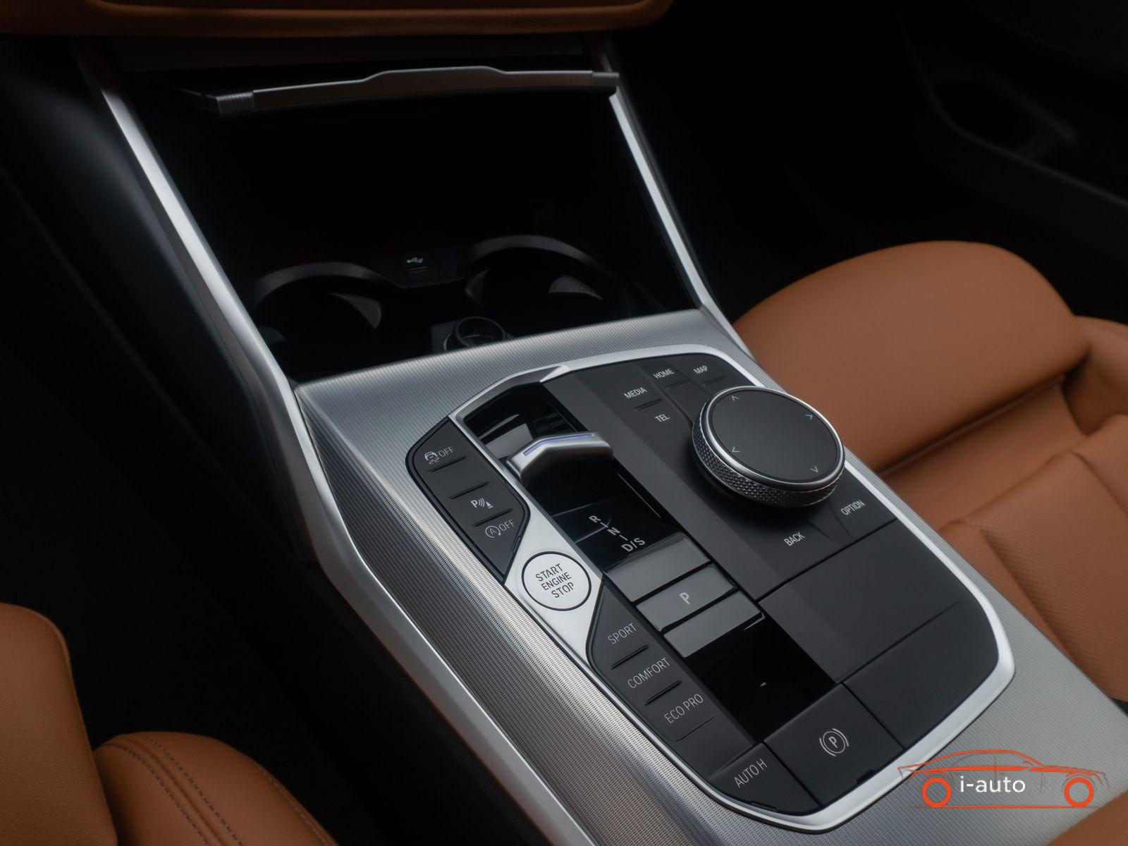BMW 3 Touring 330i Komfort za 32380€
