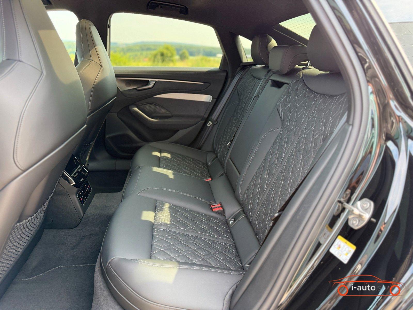 Audi A6 e-hybrid quattro  za 85500€