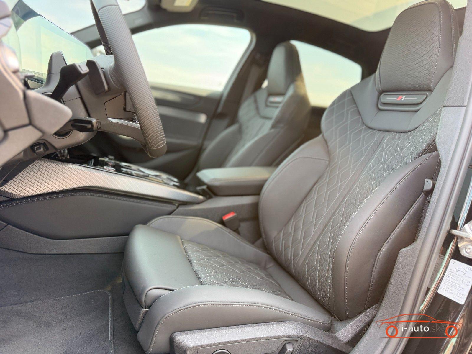 Audi A6 e-hybrid quattro  za 85500€