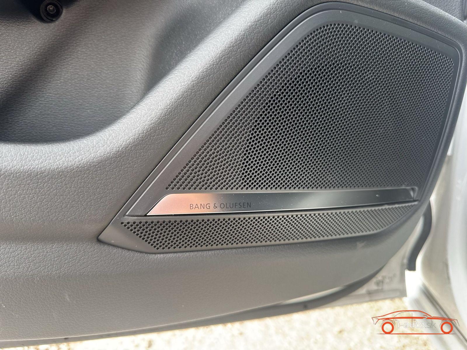 Audi A6 Avant 55 TFSI e quattro S line za 63000€