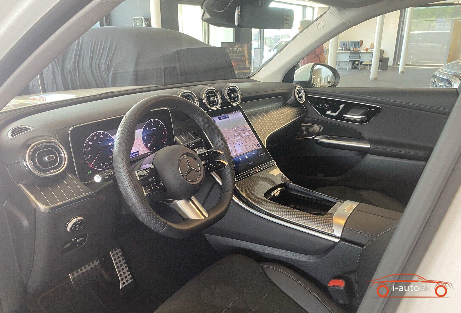 Mercedes-Benz GLC 220d 4M AMG za 61700€