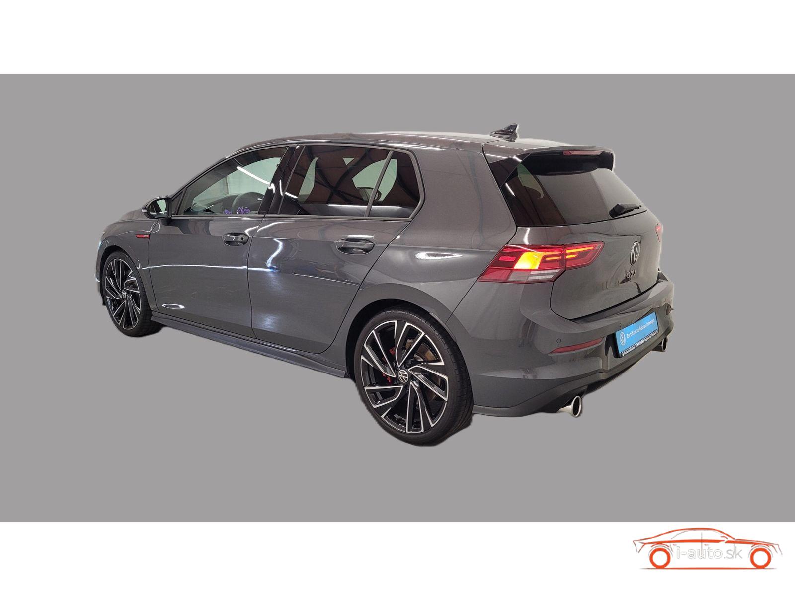 Volkswagen Golf VIII GTI 2.0 TSI DSG Black Style za 31500€