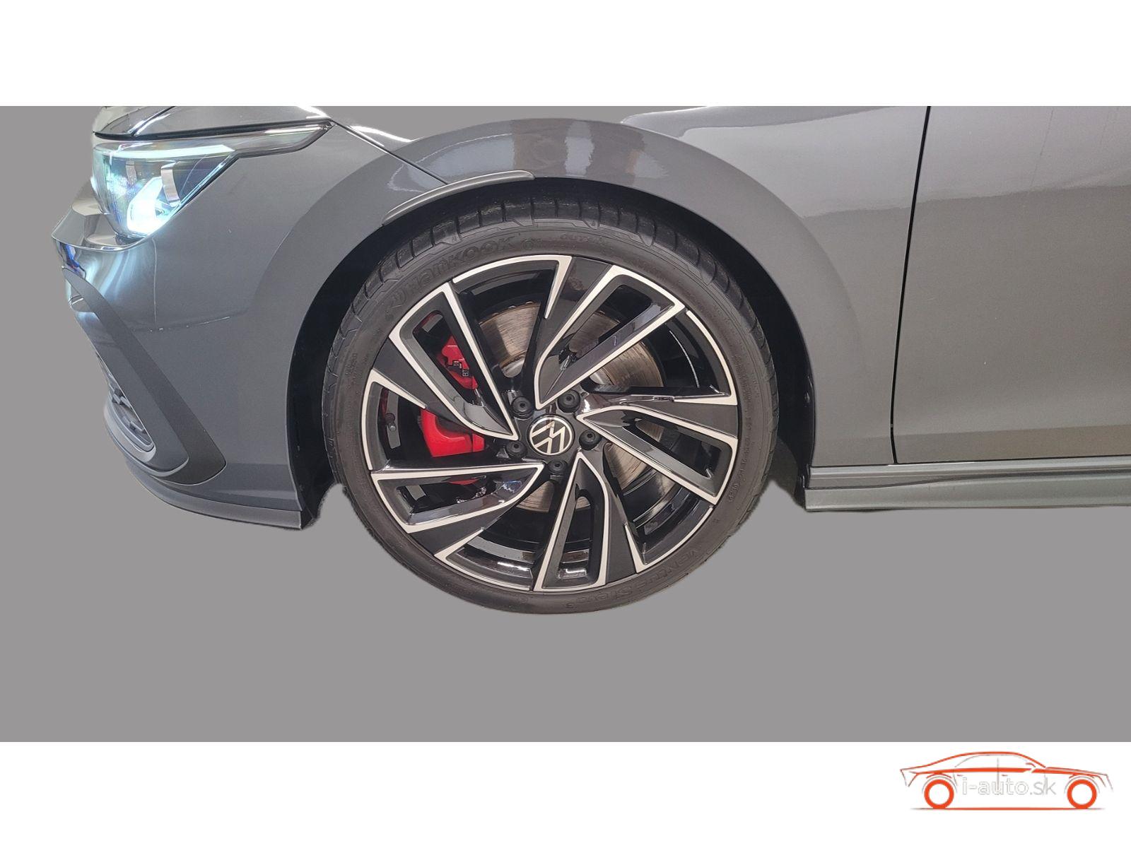 Volkswagen Golf VIII GTI 2.0 TSI DSG Black Style za 31500€
