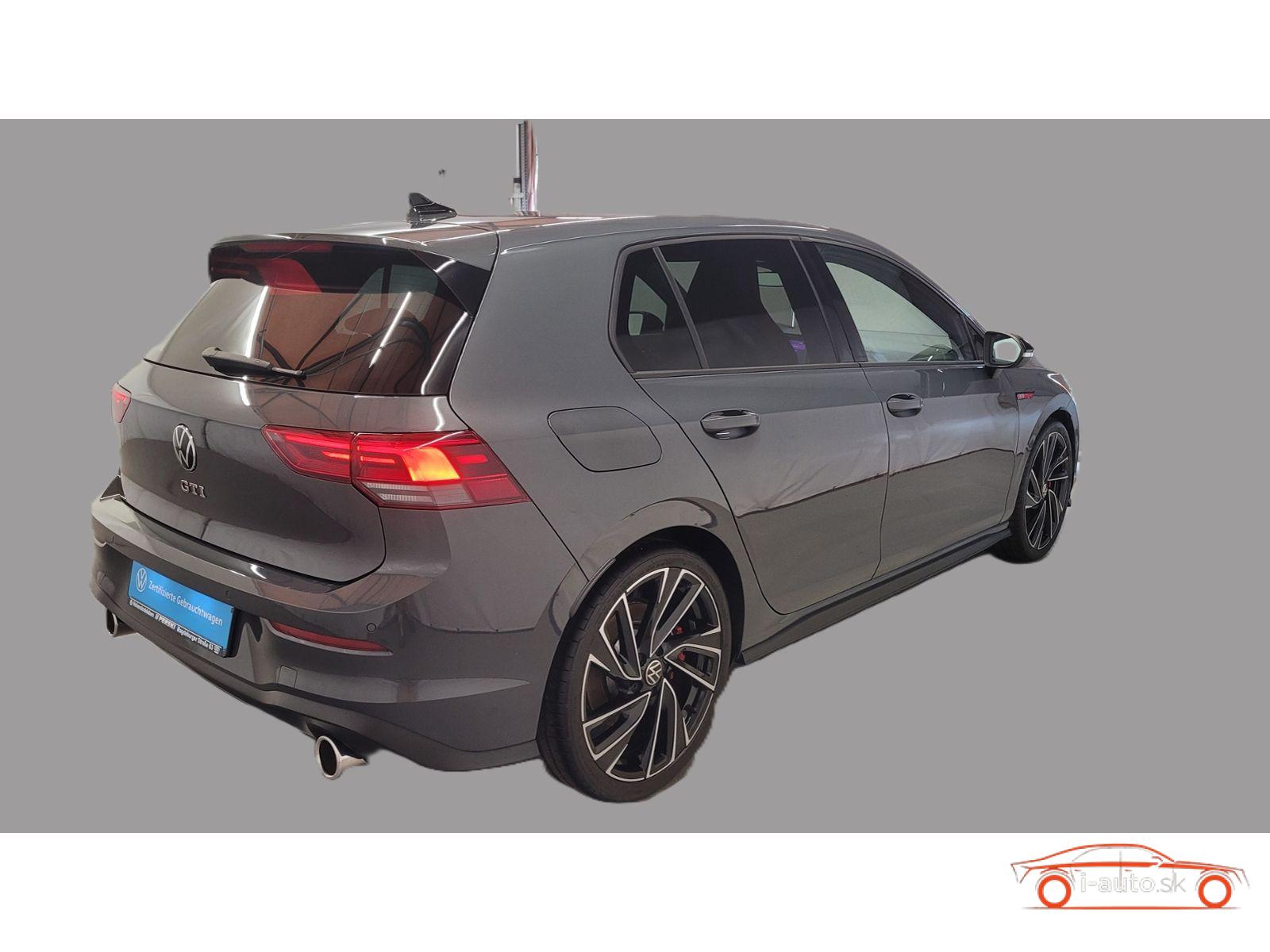 Volkswagen Golf VIII GTI 2.0 TSI DSG Black Style za 31500€