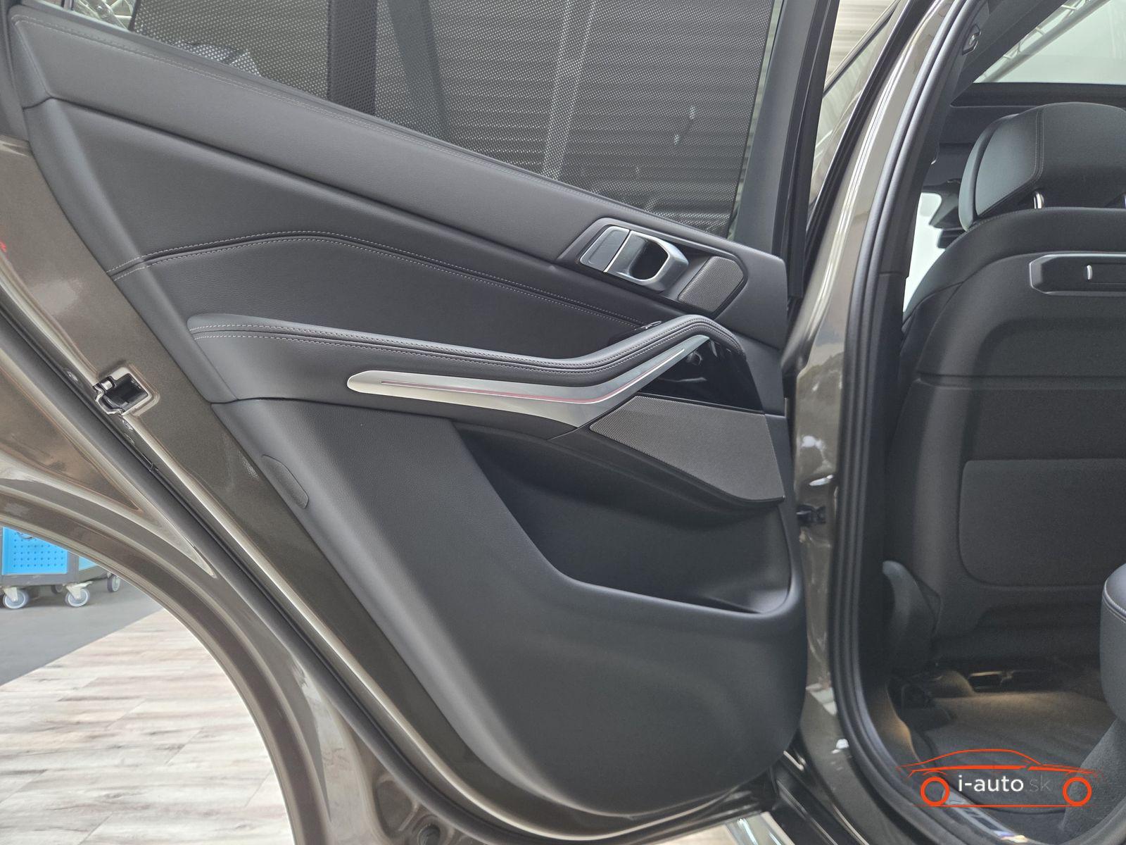 BMW X5 xDrive50e M Sport Pro za 96500€