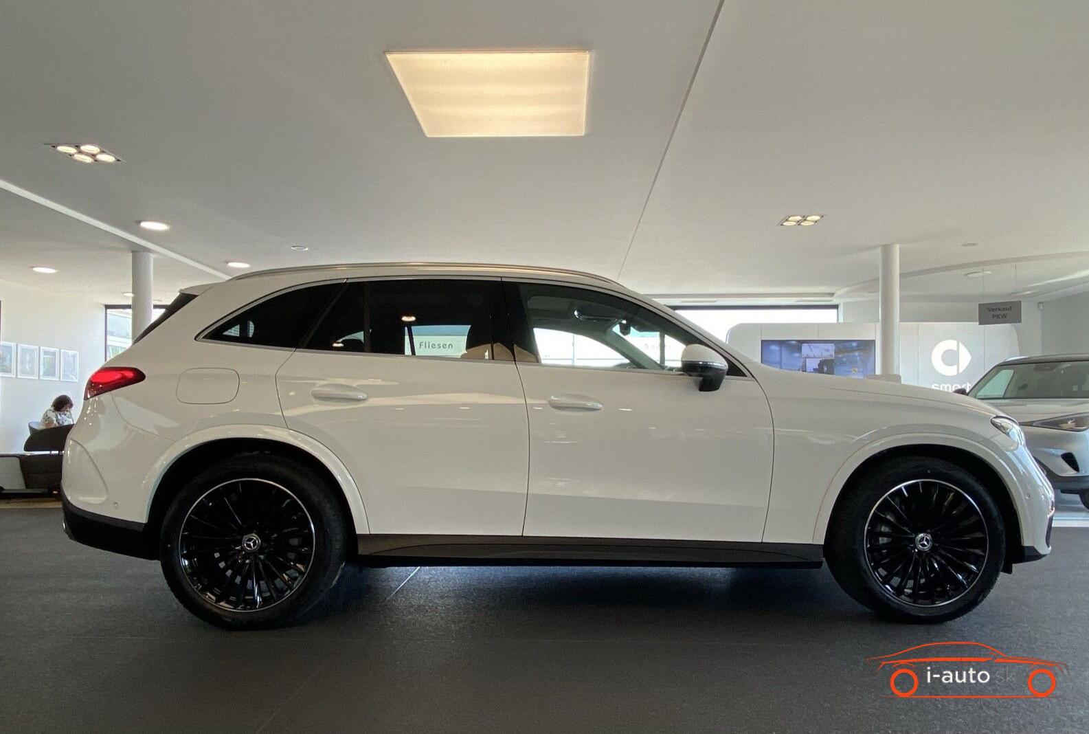 Mercedes-Benz GLC 220d 4M AMG za 61700€