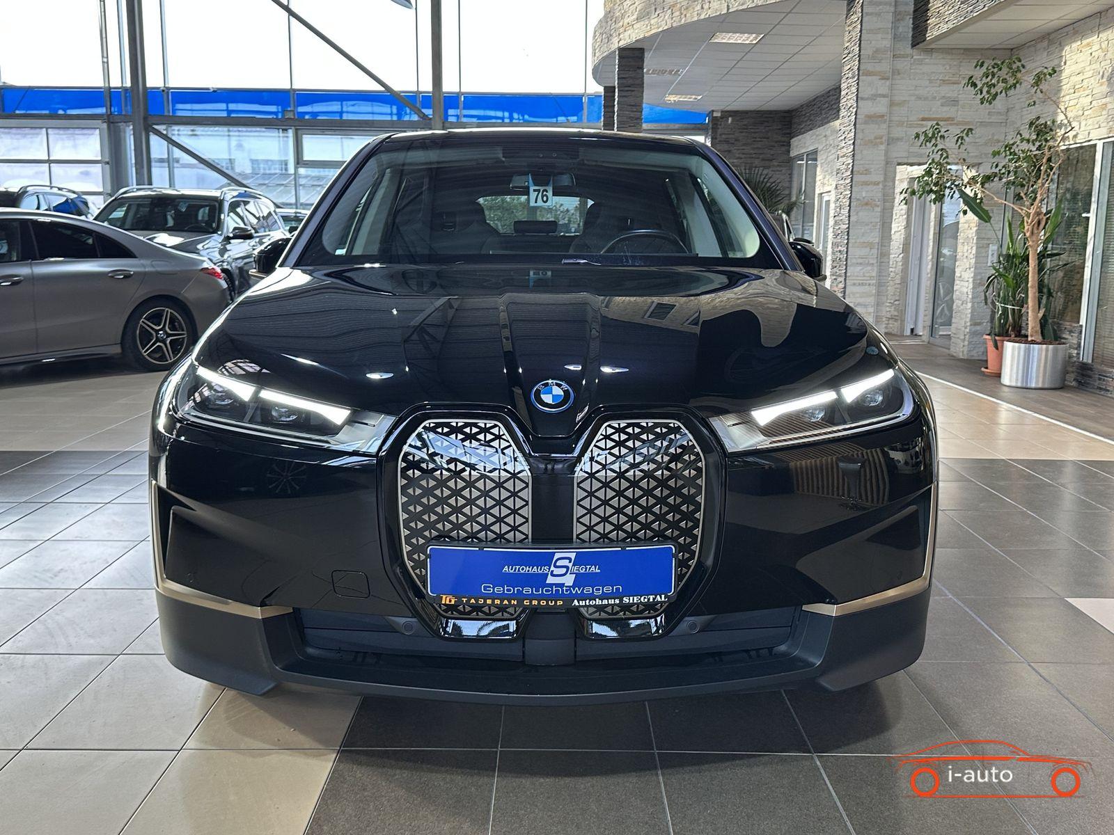 BMW iX xDrive40 za 44800€