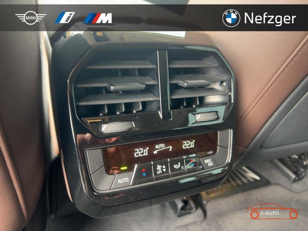 BMW iX xDrive40 Premium Plus za 45710€