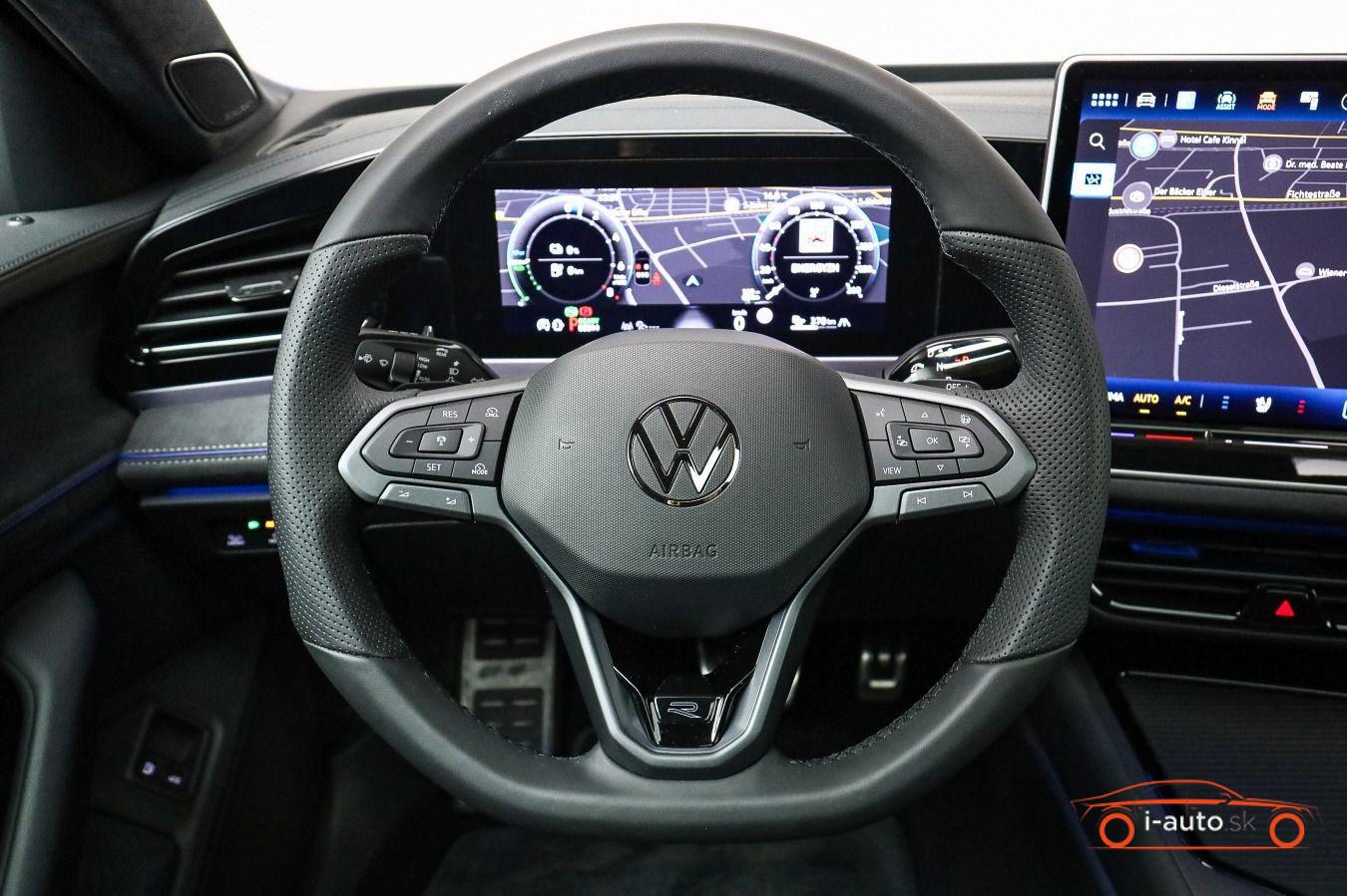 Volkswagen Passat R-Line eHybrid  za 63500€