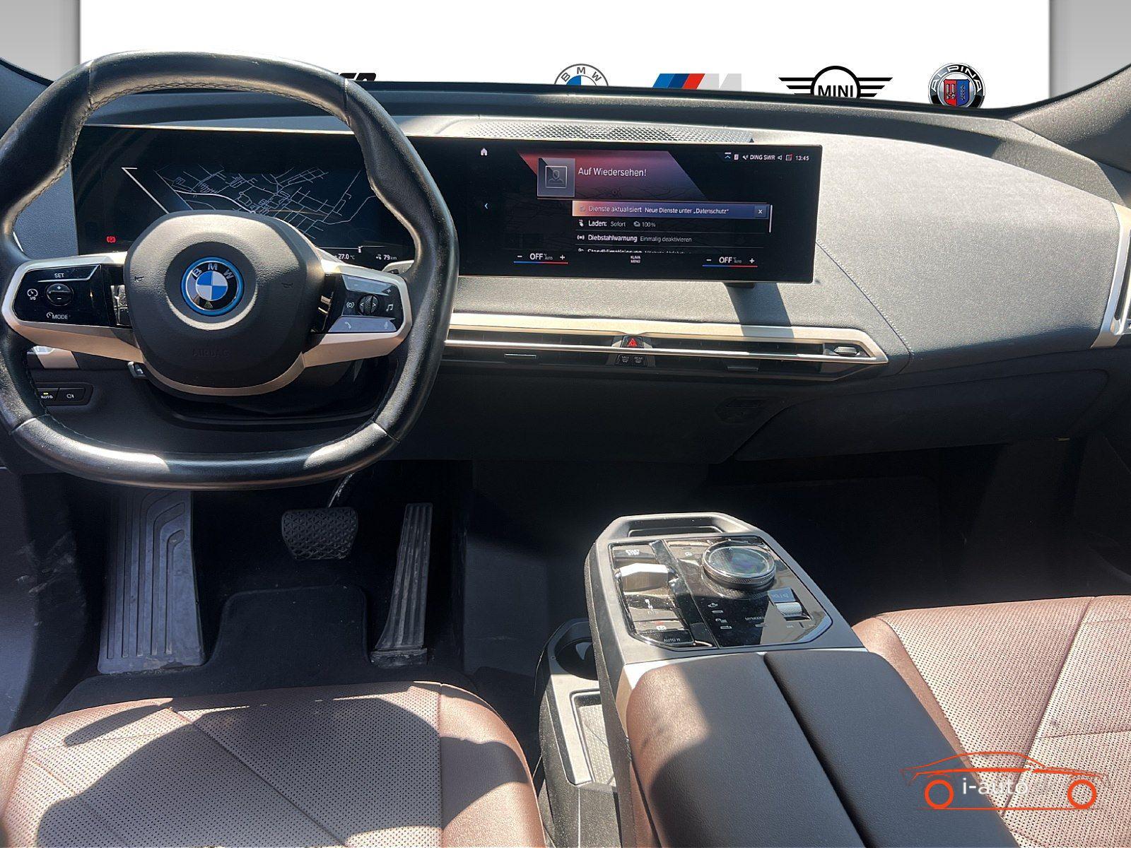 BMW iX xDrive40 za 42900€