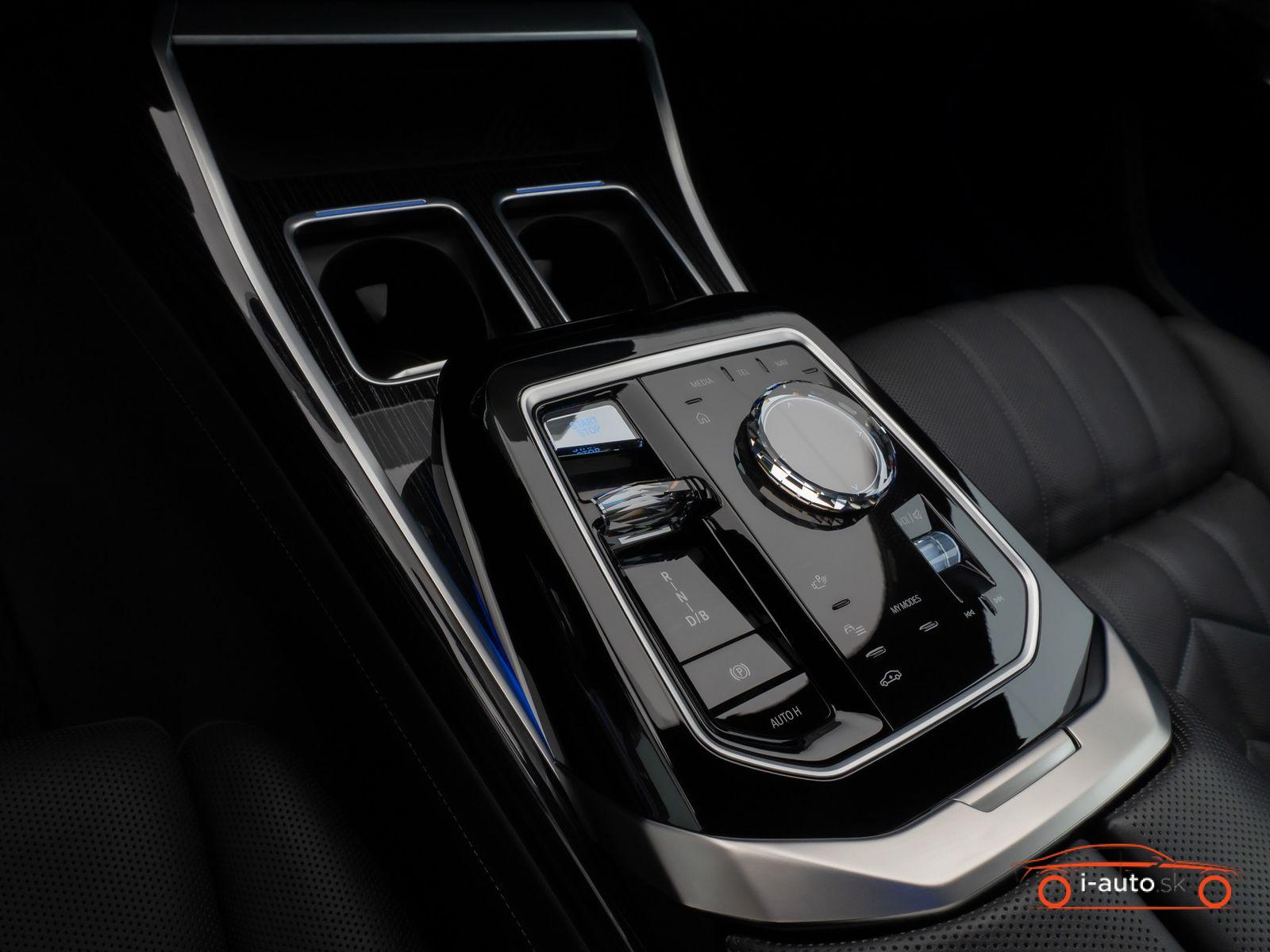 BMW i7 xDrive60 M Sport za 85900€