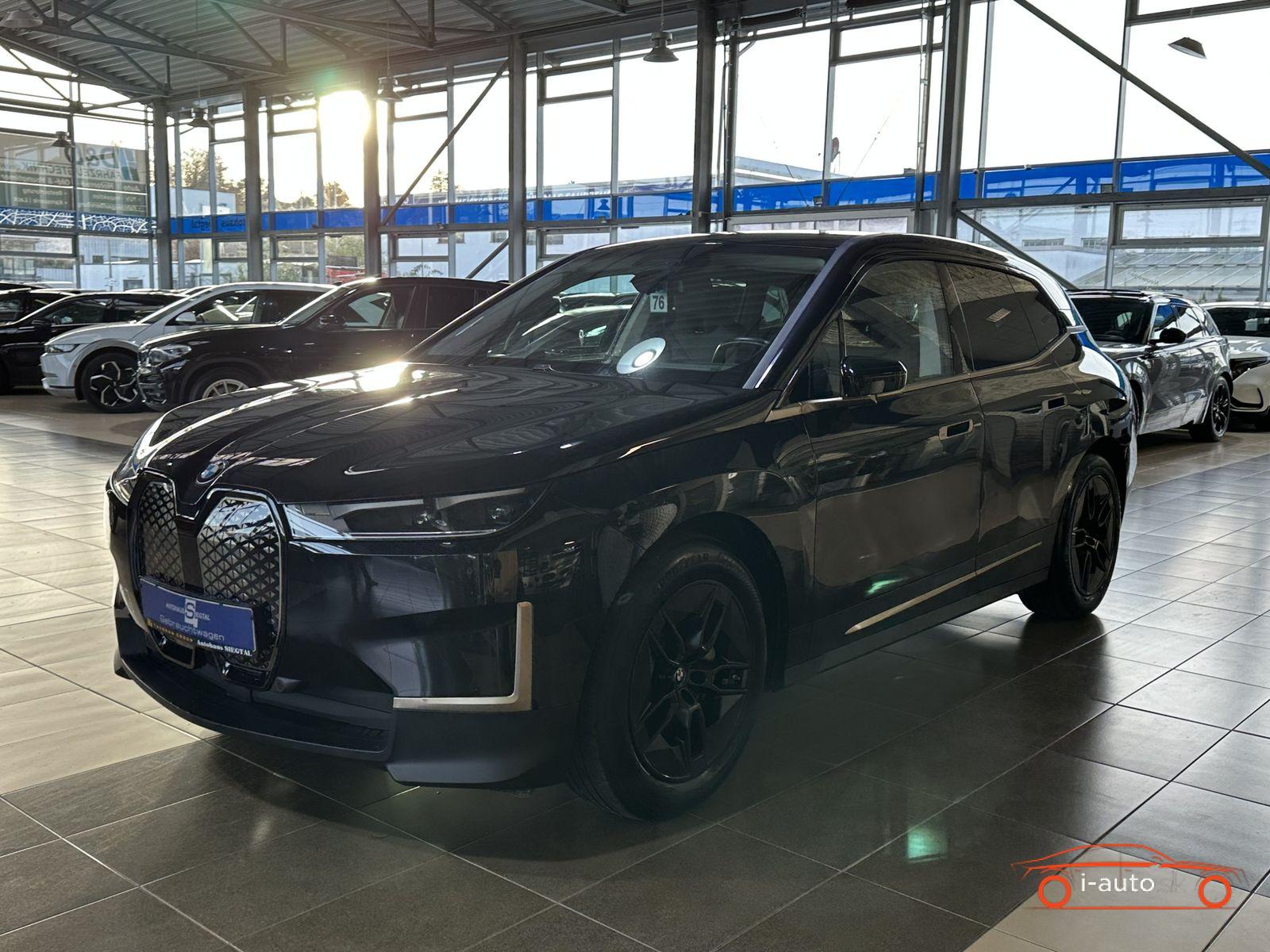 BMW iX xDrive40 za 44800€