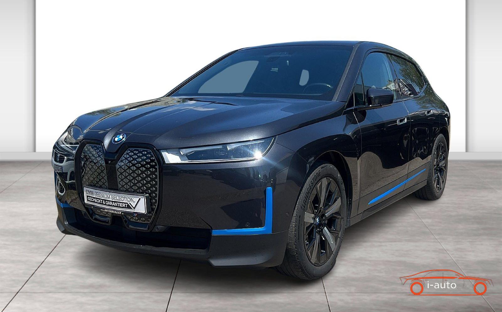 BMW iX xDrive40 za 42900€