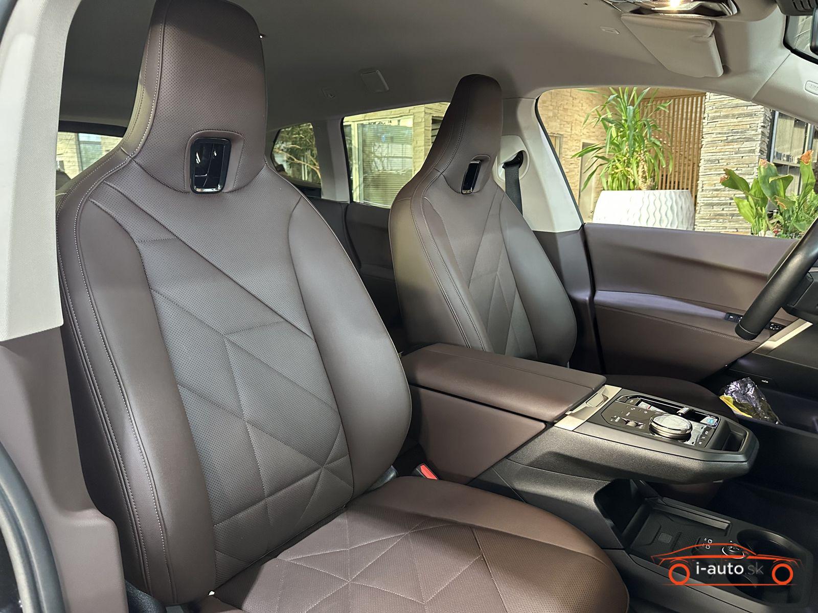 BMW iX xDrive40 za 44800€