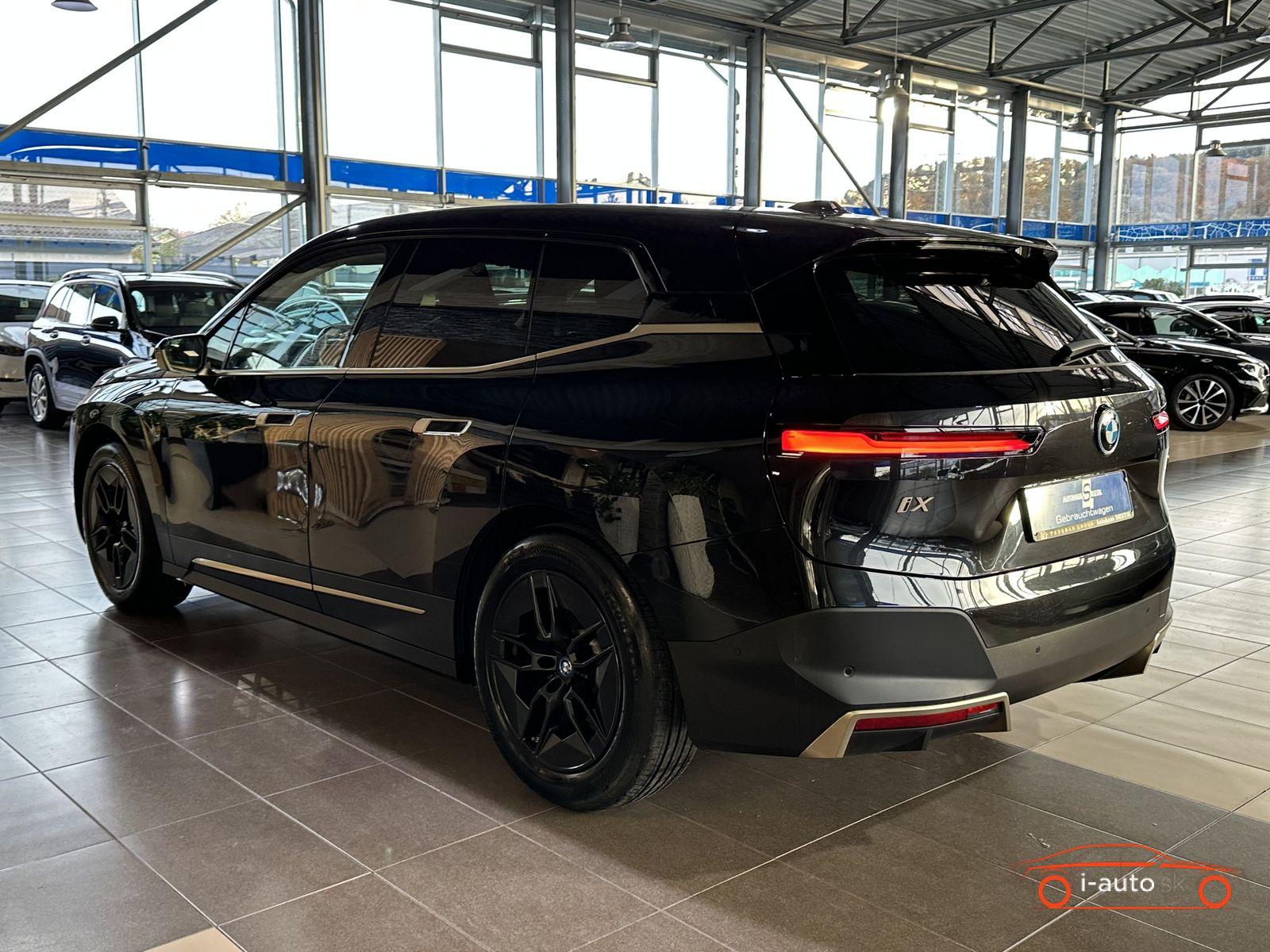 BMW iX xDrive40 za 44800€