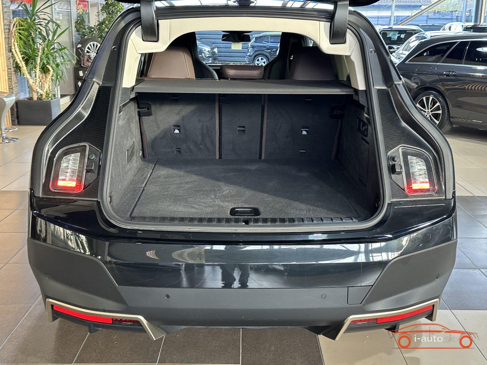 BMW iX xDrive40 za 44800€