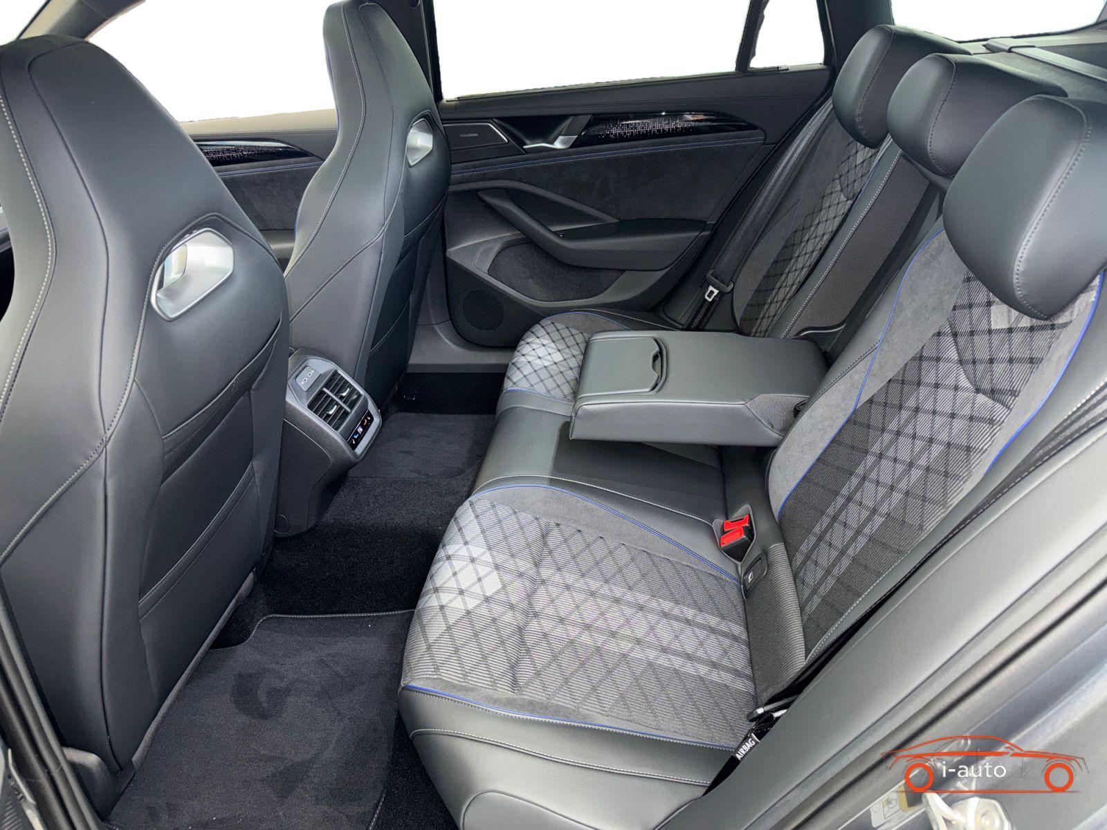 Volkswagen Passat  2,0l TDI 4MOTION  za 61200€