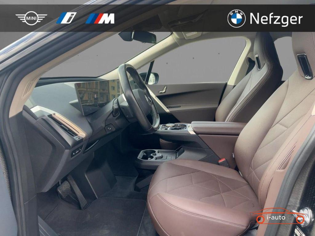 BMW iX xDrive40 Premium Plus za 45710€