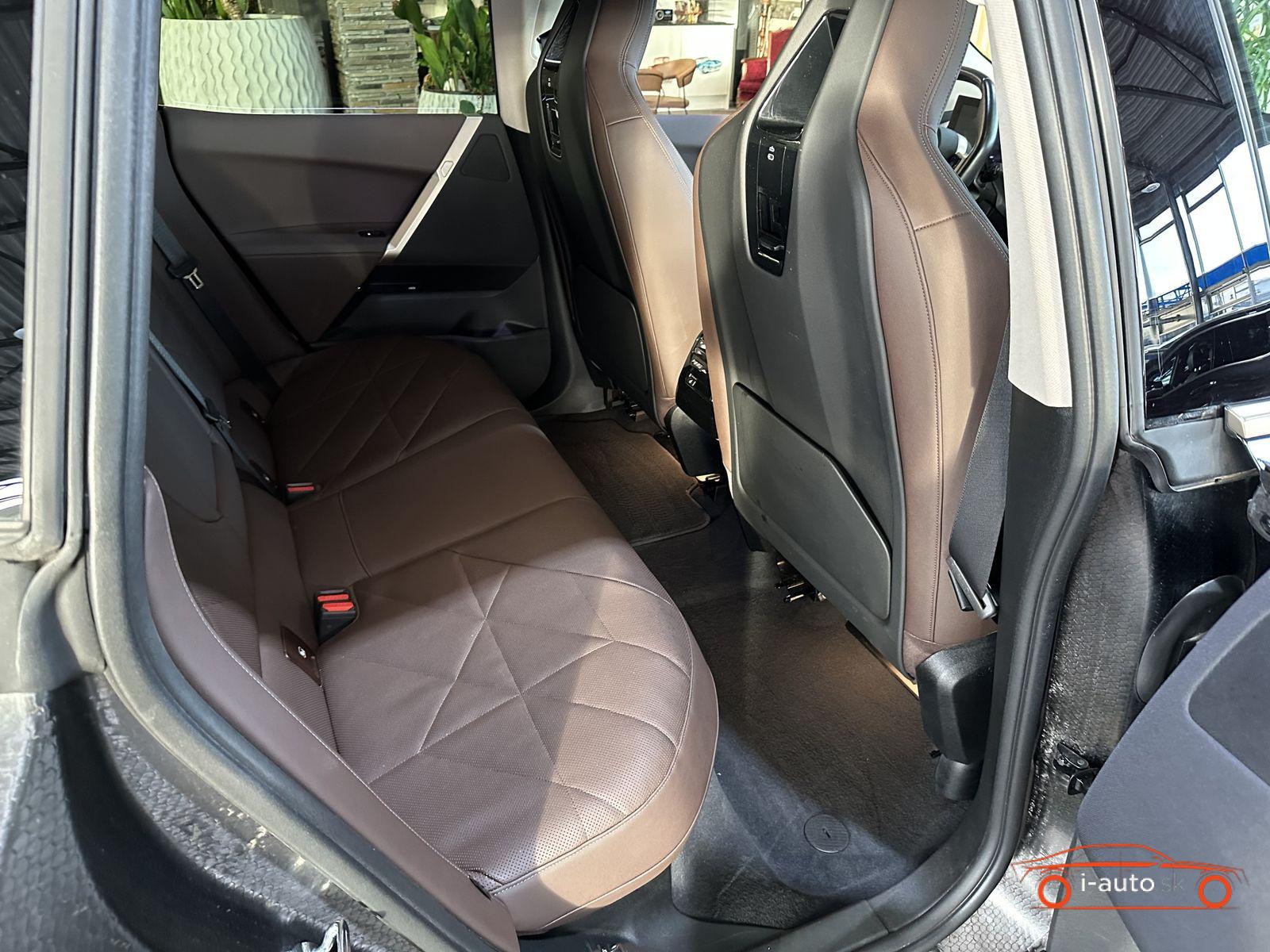 BMW iX xDrive40 za 44800€