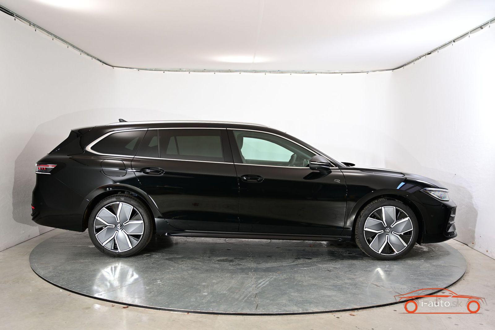 Volkswagen Passat Alltrack Passat Variant R-Line  za 48500€