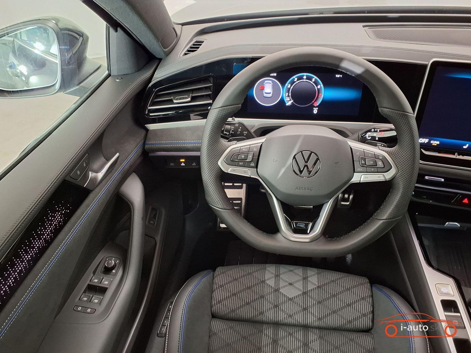 Volkswagen Passat Alltrack Passat Variant R-Line  za 48500€