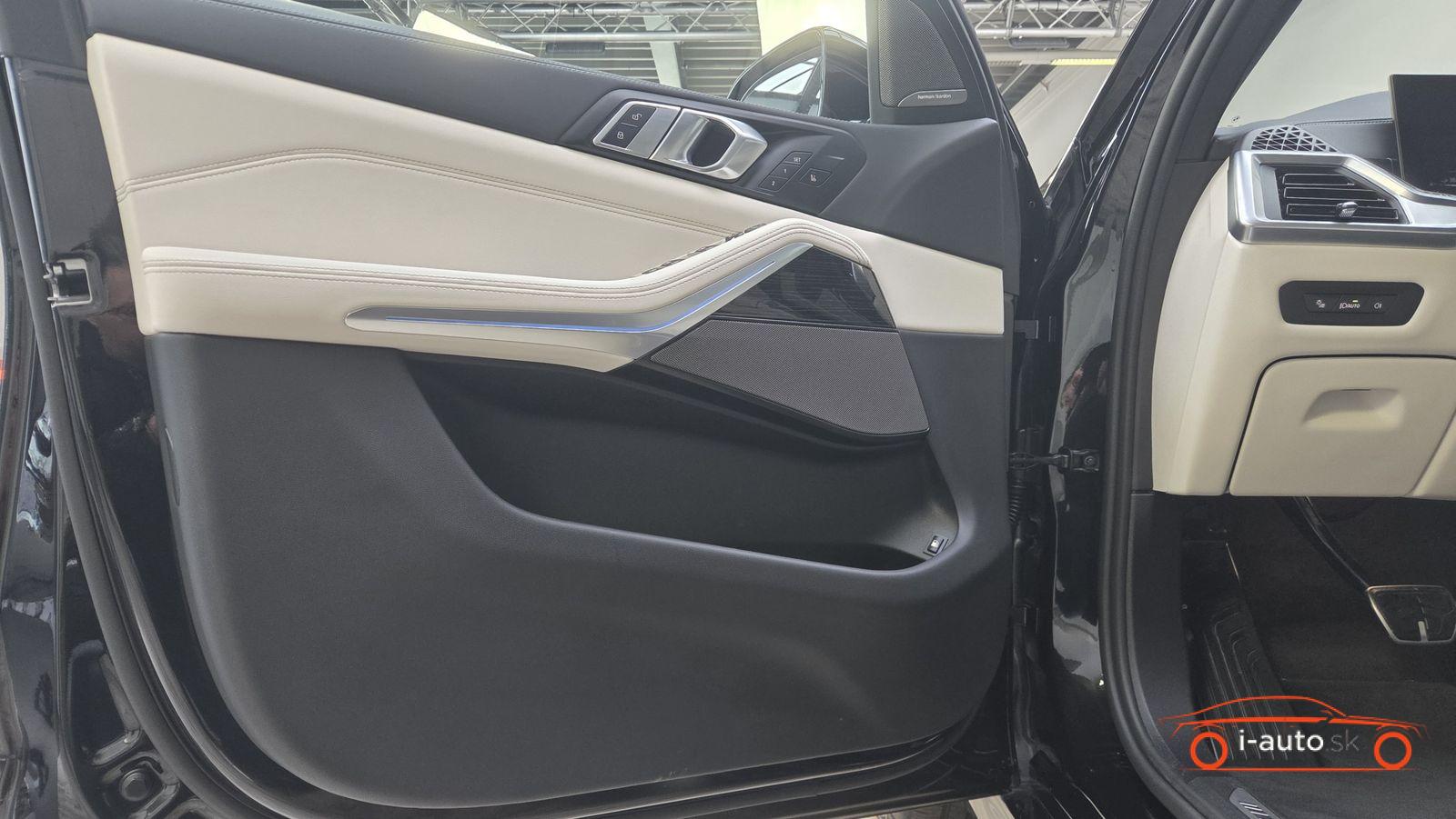 BMW X5 xDrive 50e M Sport Pro za 101500€