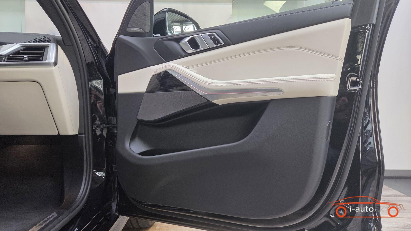 BMW X5 xDrive 50e M Sport Pro za 101500€