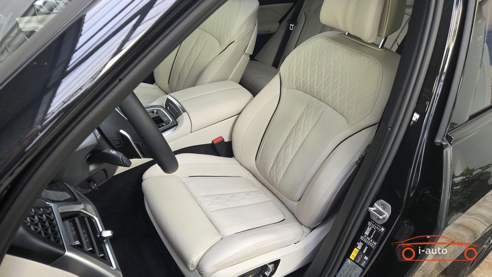 BMW X5 xDrive 50e M Sport Pro za 101500€