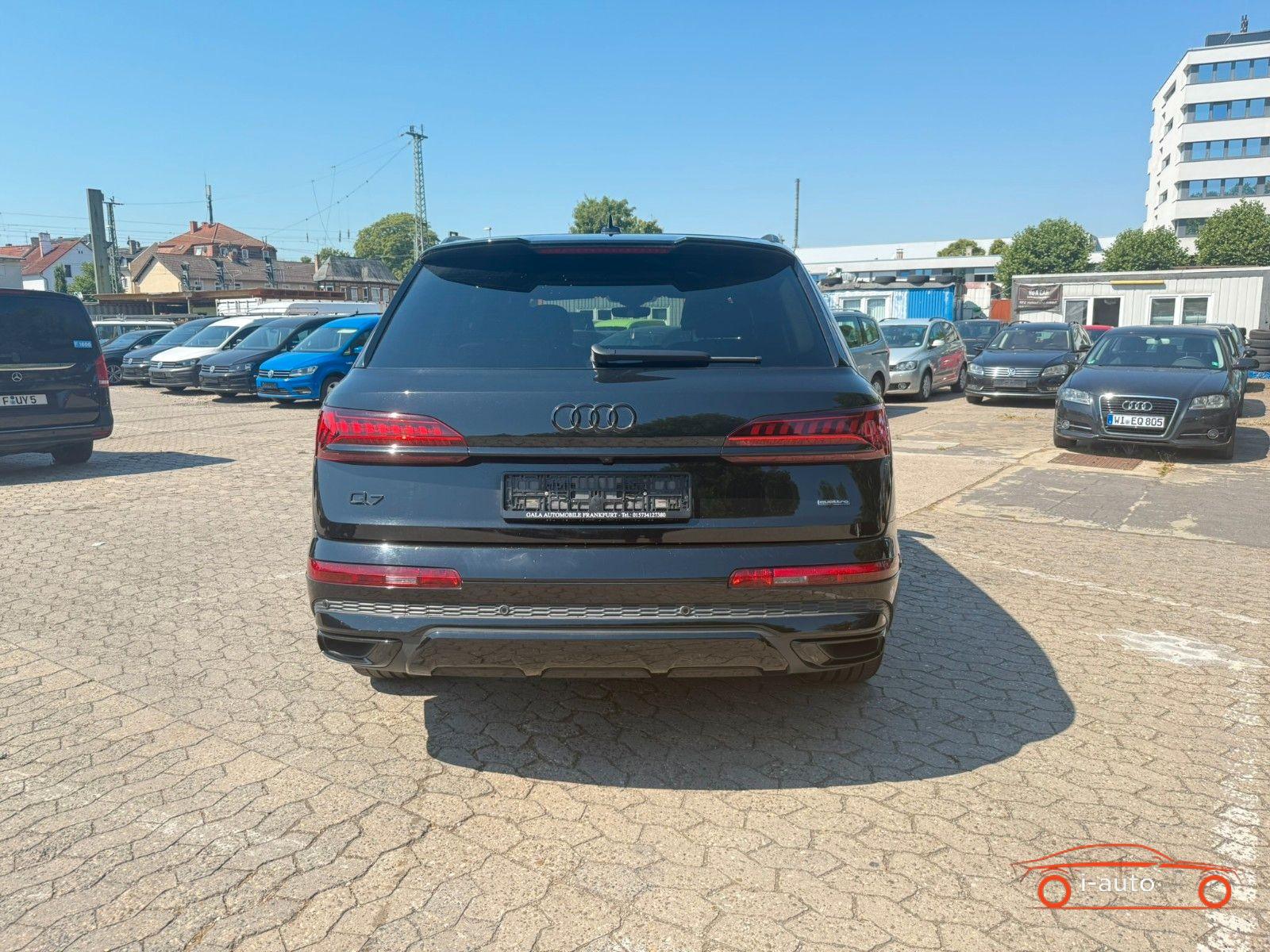 Audi Q7 50 TDI quattro competition plus Sline za 53230€