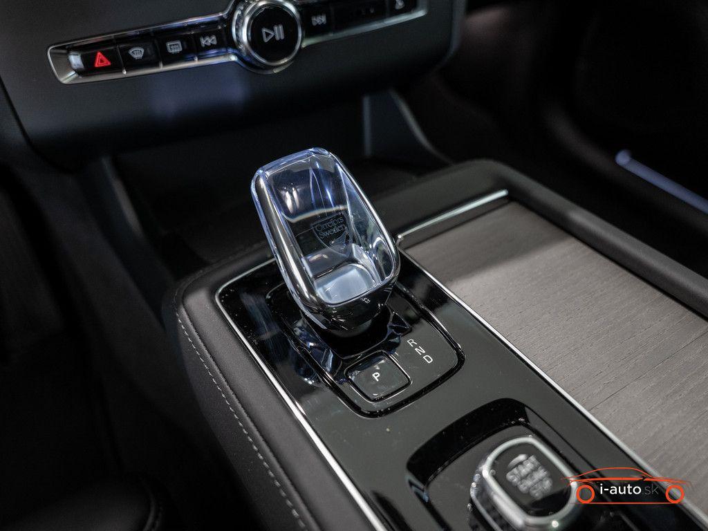 Volvo XC90 T8 Ultra Dark za 105000€