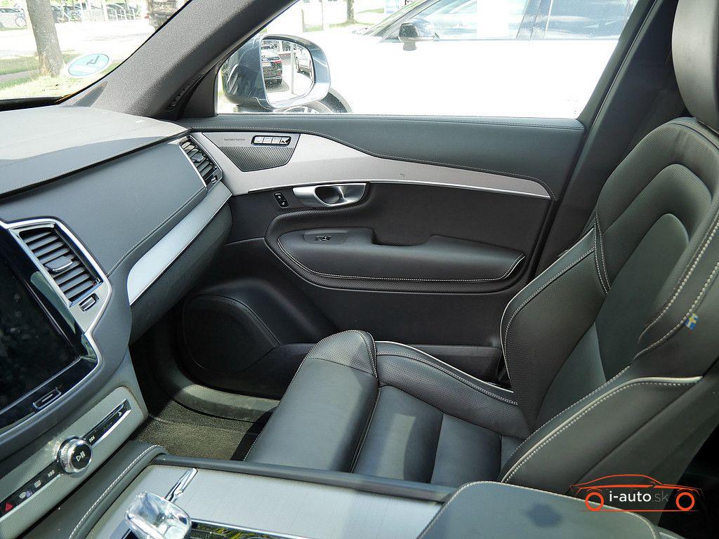 Volvo XC90 B5 AWD Plus Bright  za 56840€