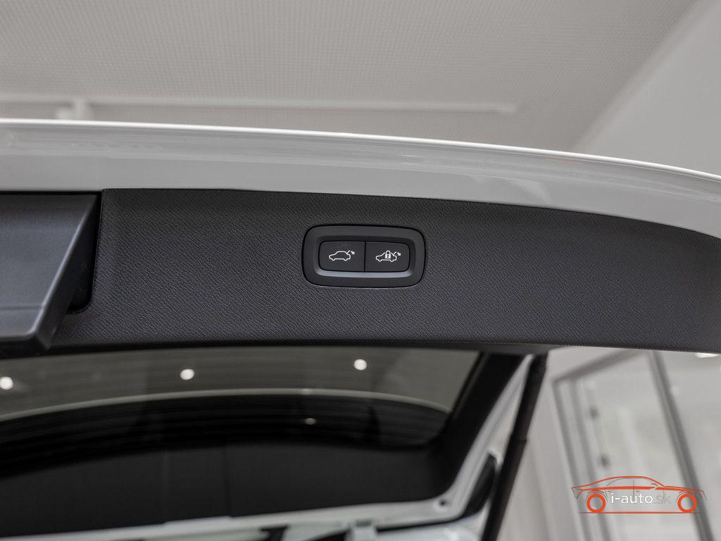 Volvo XC90 T8 Ultra Dark za 105000€
