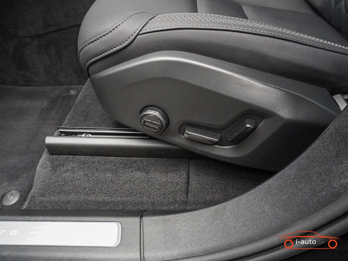 Volvo XC90 B5 AWD  za 59900€